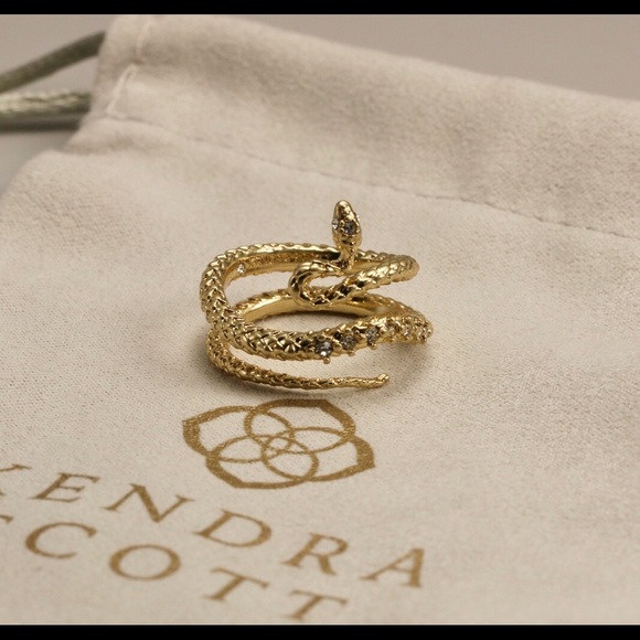 Kendra Scott Phoenix Wrap Ring In Vintage Gold Sz 8 - Picture 5 of 7